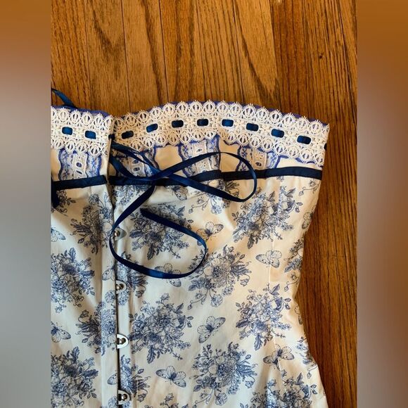 With Jean Sabrin Toile Papillon Strapless Floral Blue White Mini Dress‎ medium - Picture 14 of 16